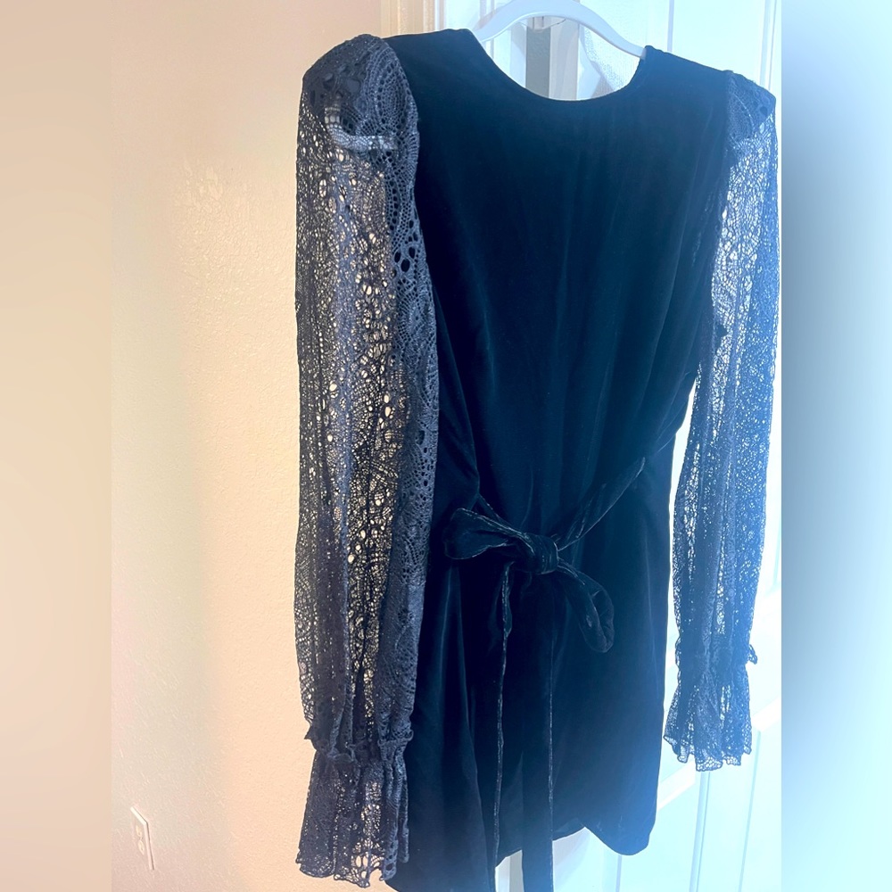 Dress - Picture 2 of 5